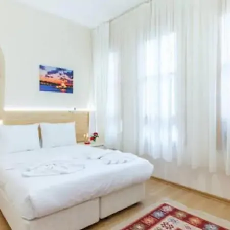 Otantik Lägenhetshotell