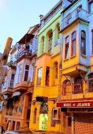 Aparthotel Otantik 3*