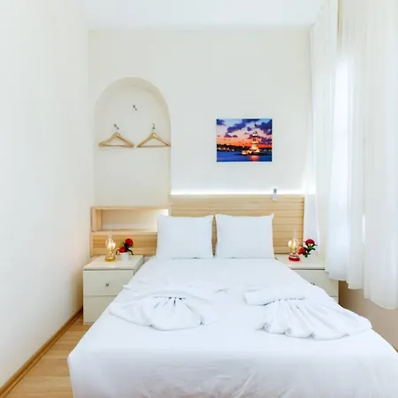 Aparthotel Otantik 3*