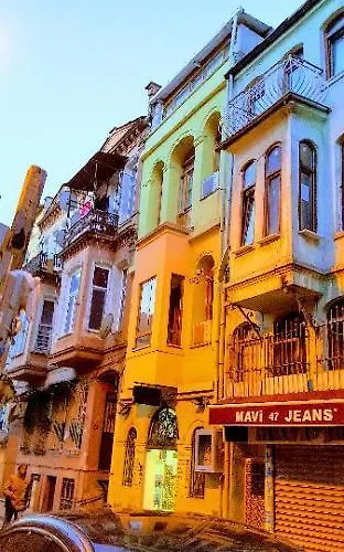 Hotel apartamentowy Otantik 3*