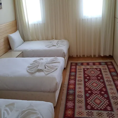 Ξενοδοχείο με διαμερίσματα Otantik